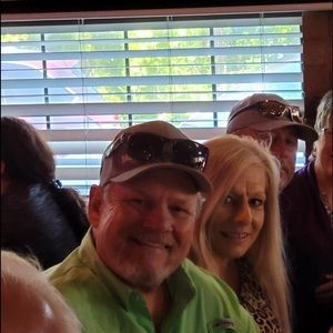 Meet your Posher, Pamela